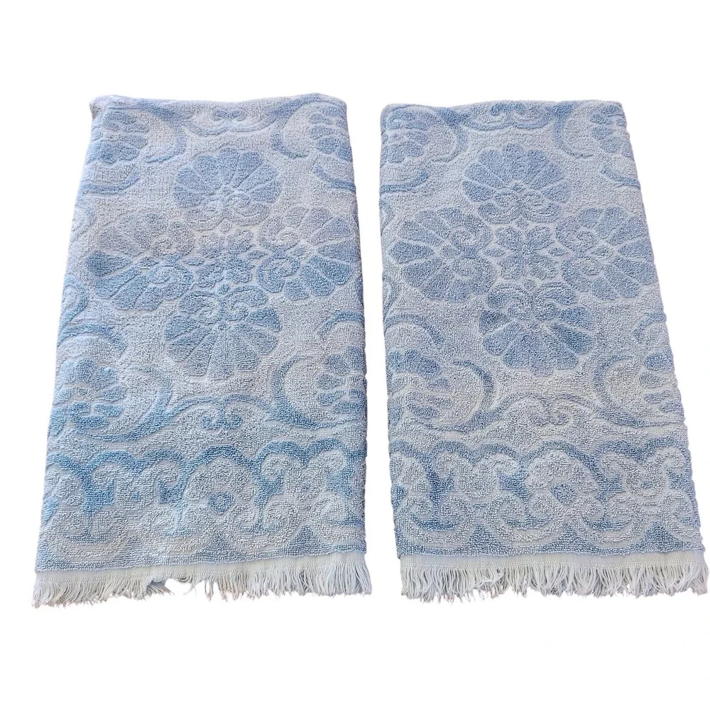 Vintage Fieldcrest Bath Towels Set of 2 Blue White Sculpted Fringed USA
